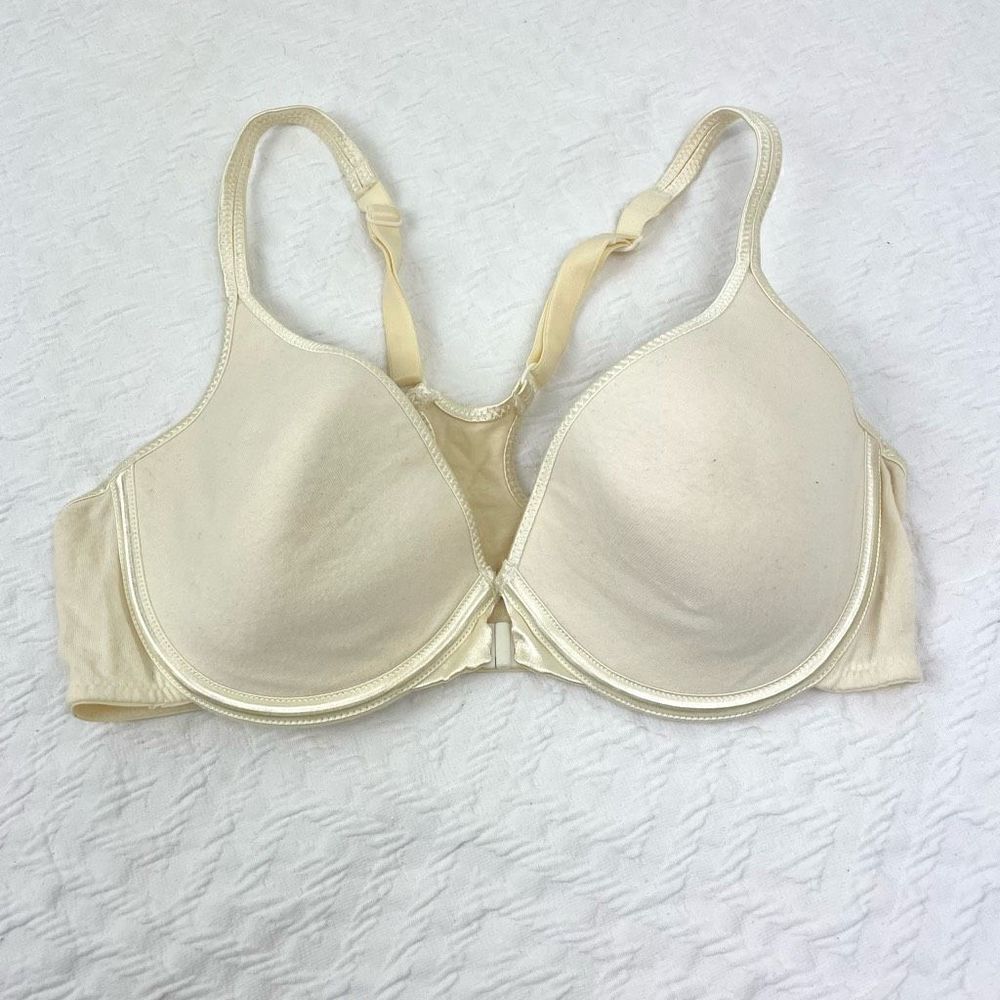 BUY 1 GET 1 FREE vanity fair 34c cotton front close bra lightly lined cake batte
